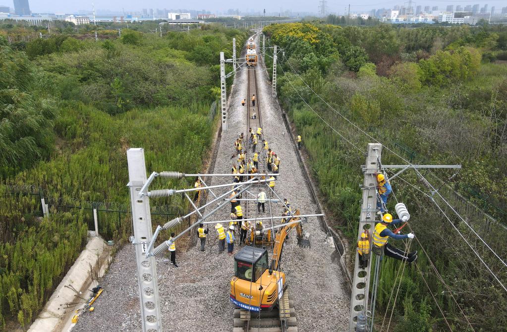 引江濟(jì)淮寧西、滬蓉鐵路改建工程全部完成