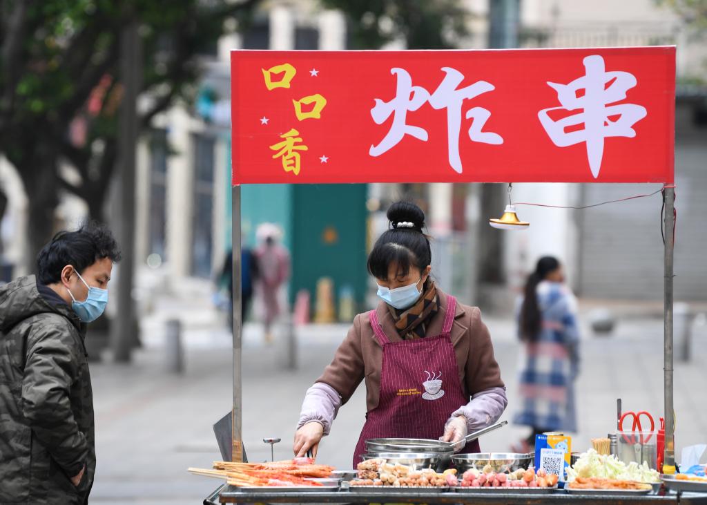 重慶：有序恢復生產(chǎn)生活秩序