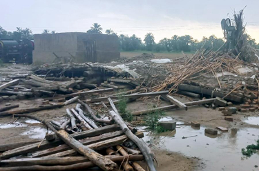 巴基斯坦西北部強(qiáng)降雨致25人死亡