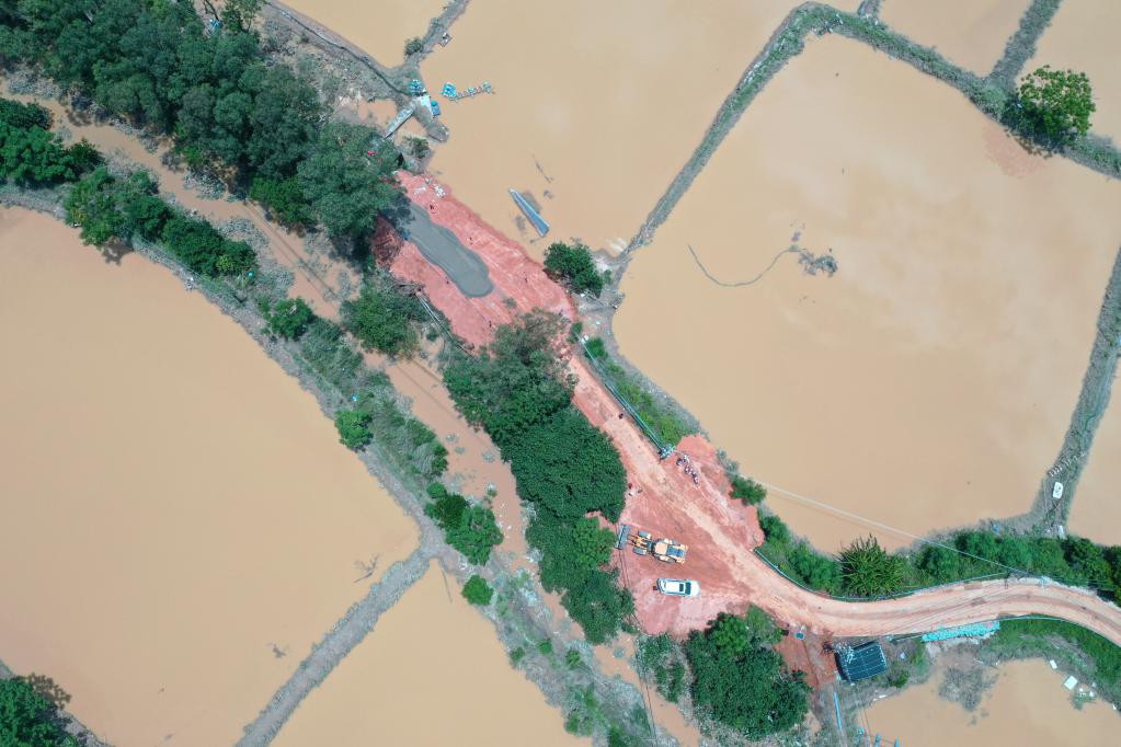 廣西合浦縣開展強(qiáng)降雨災(zāi)后重建