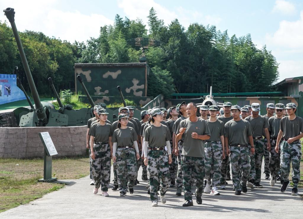 退伍老兵三十年打造國防教育實(shí)踐基地